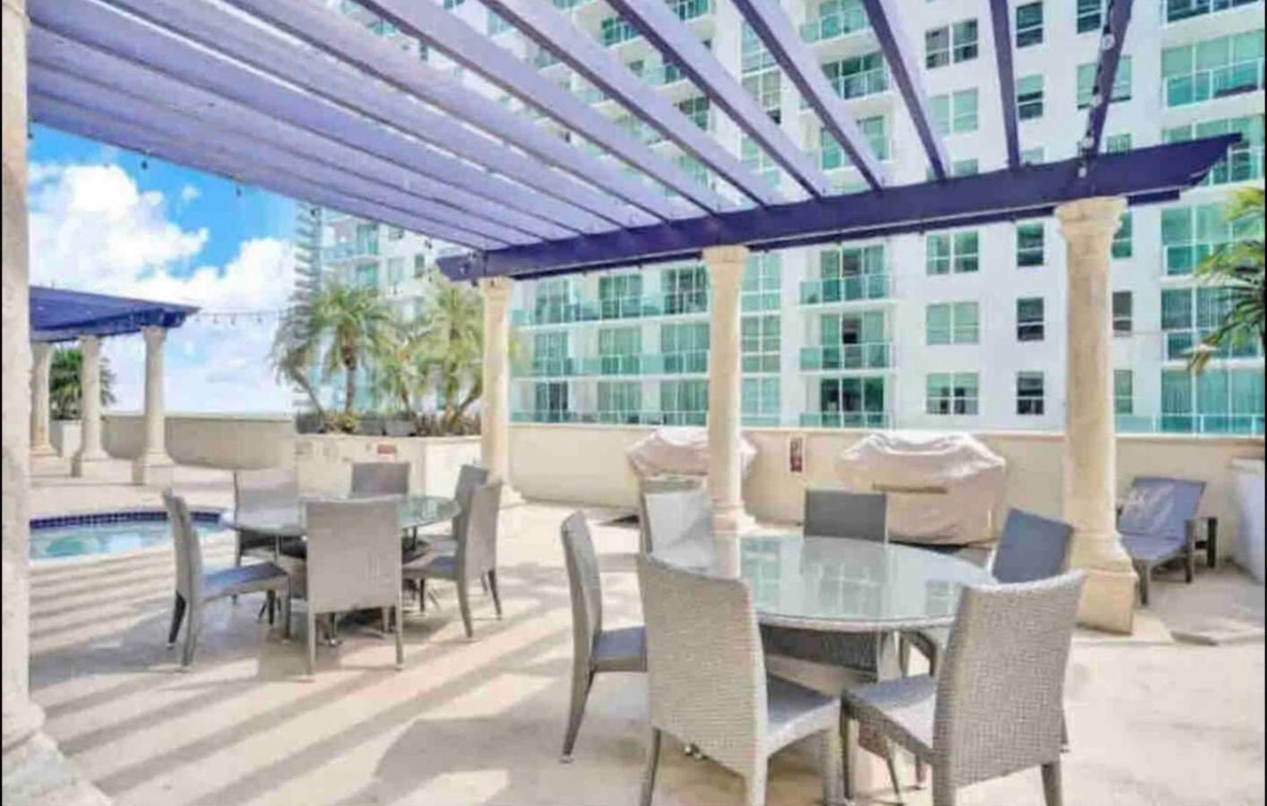 *Luxurious Highrise 2Brcondo Brickell- Waterviews* 마이애미 외부 사진