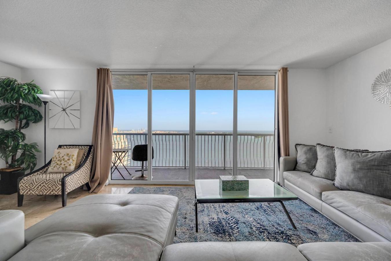 *Luxurious Highrise 2Brcondo Brickell- Waterviews* 마이애미 외부 사진