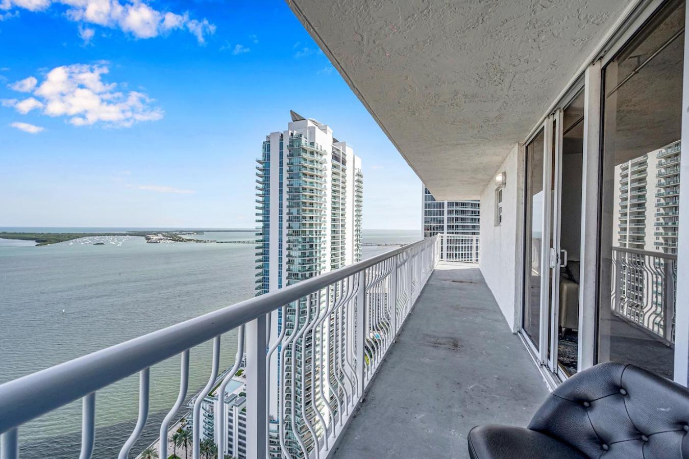 *Luxurious Highrise 2Brcondo Brickell- Waterviews* 마이애미 외부 사진