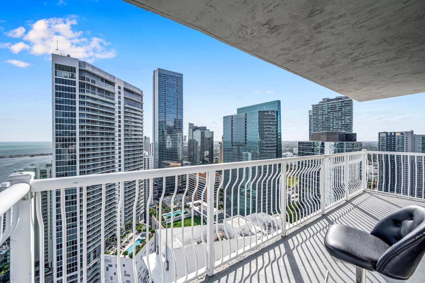 *Luxurious Highrise 2Brcondo Brickell- Waterviews* 마이애미 외부 사진