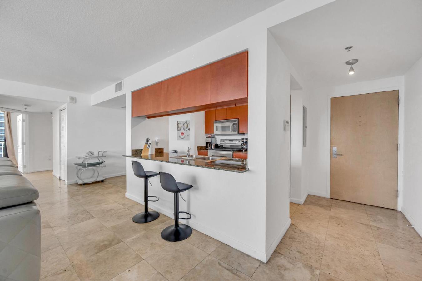 *Luxurious Highrise 2Brcondo Brickell- Waterviews* 마이애미 외부 사진